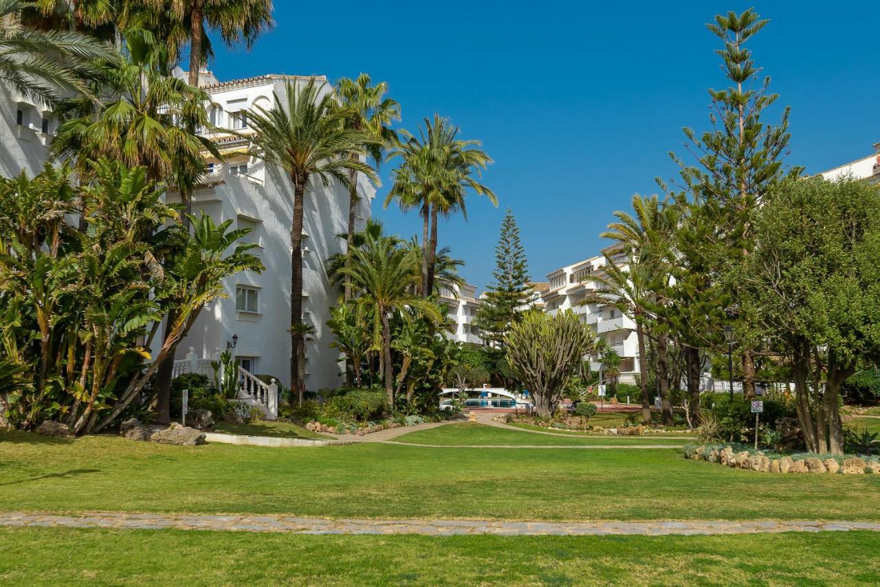 Beach apartment Marbella Exteriör bild